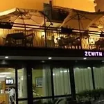 ホテル Zenith