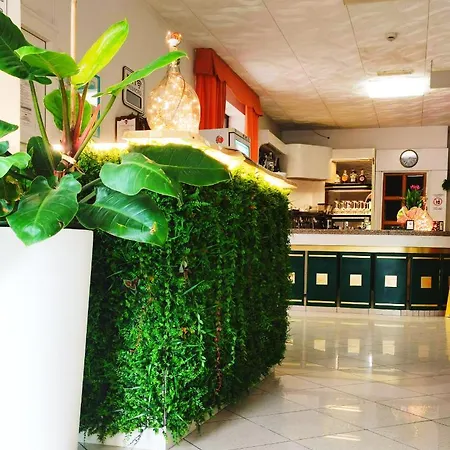 酒店 珍尼斯酒店 3*