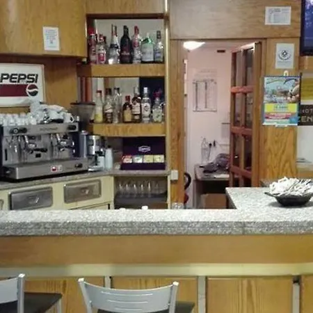 珍尼斯酒店 3*