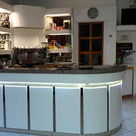 Hotel Zenith 3*