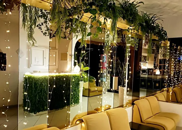 Zenith Hotel